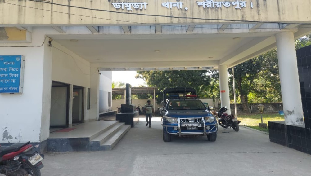 ডামুড্যায় গাঁজা সেবনের অভিযোগে দুইজনের কারাদণ্ড, তিনজন অব্যাহতি