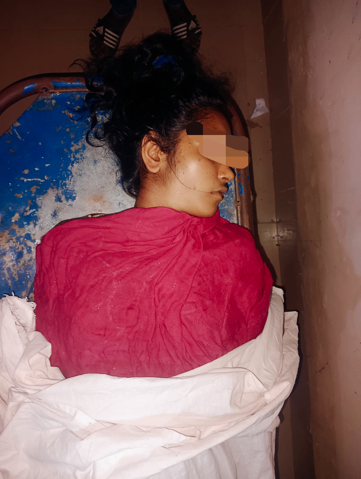কলাপাড়ার লালুয়ায় নবম শ্রেণির ছাত্রীর আত্মহত্যা