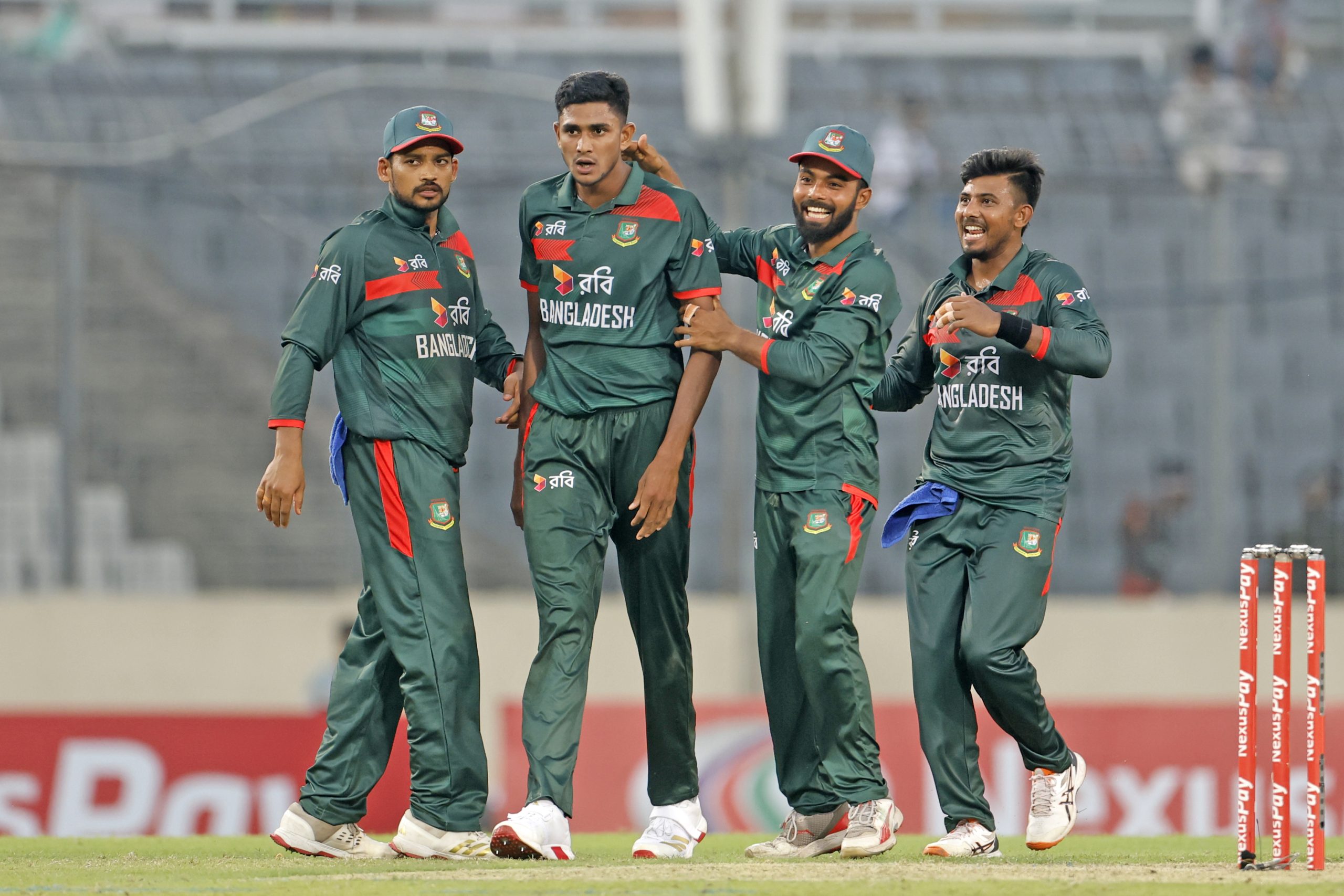 বাংলাদেশের রেকর্ডের মিছিল অস্ট্রেলিয়াকে হারানোর ম্যাচে