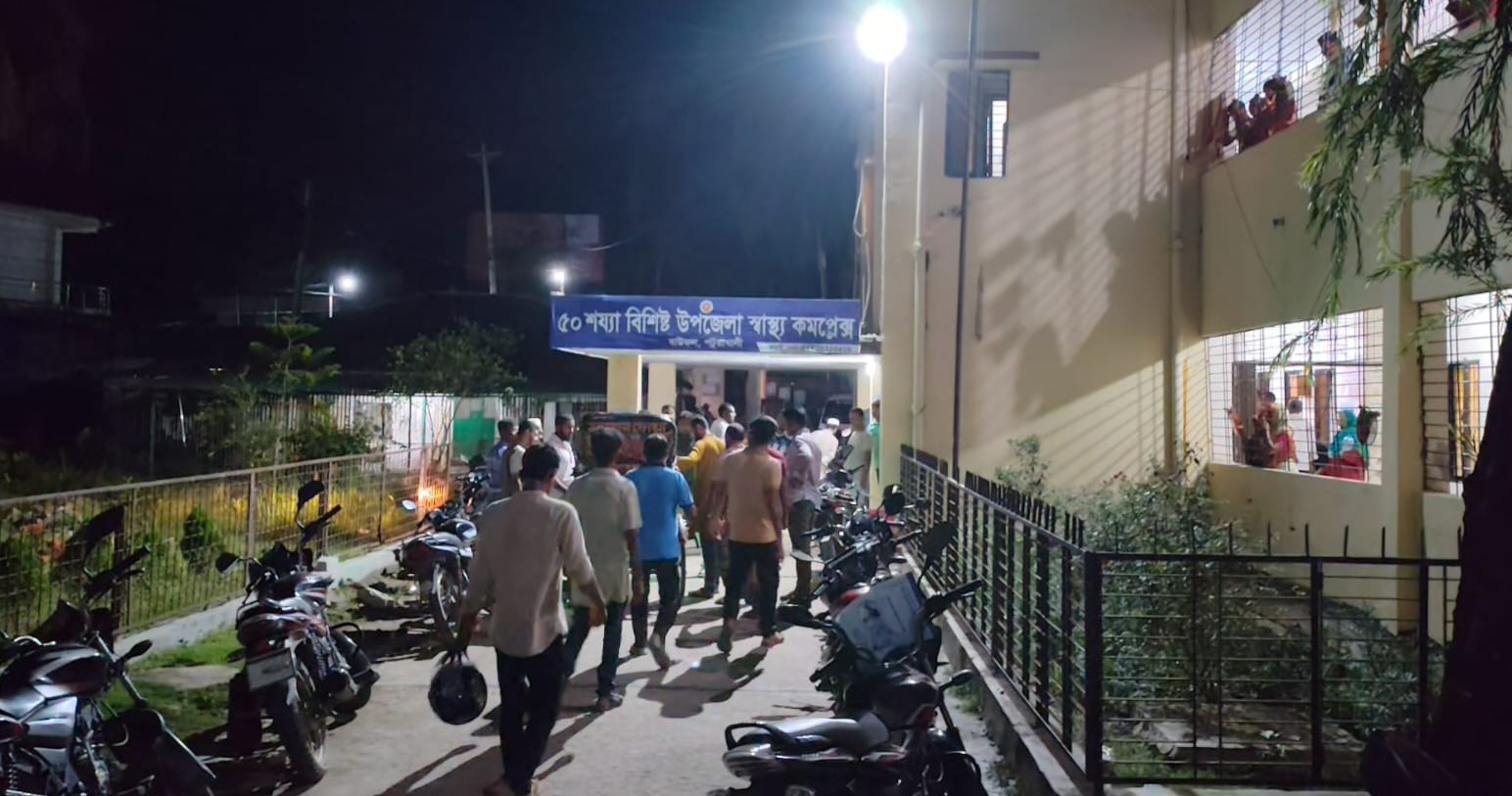 বাউফলে বিএনপির মিছিলে হামলার ঘটনায় আ.লীগ, জামায়াত ও বিএনপি সহ ৫০জনের বিরুদ্ধে মামলা