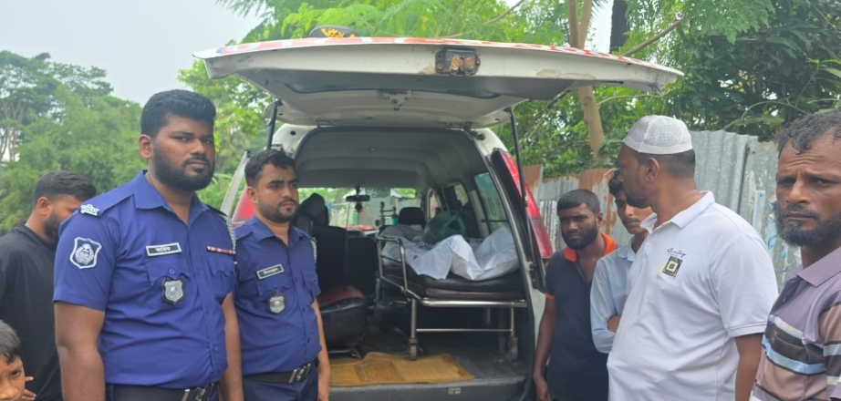 ফেসবুকে প্রেম করে বিয়ে, দুই বছর পর গৃহবধূর ঝুলন্ত মরদেহ উদ্ধার।